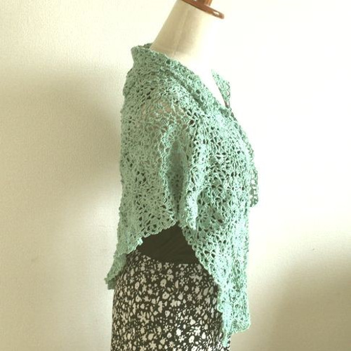 モチーフ繋ぎの三角ショール ミントグリーン ストール fuchsia