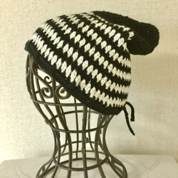 トンガリニット帽　ブラック×オフホワイト　　（6911） 1枚目の画像