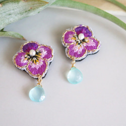 Pansy purple earrings 1枚目の画像