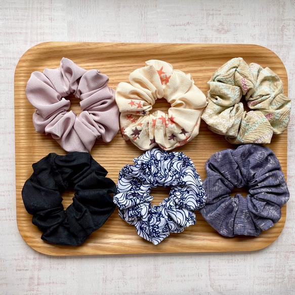 渋かわいい！レトロな着物生地のシュシュ 3枚目の画像