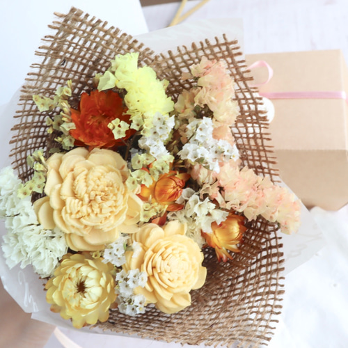数量限定再販》【ギフトに】小さな花束とレースの布マスクセット