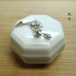 純銀 茶托 2個 純銀折邊鍛敲紋茶托Silver saucers 立體・雕塑PeiKei 的作品