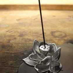 純銀 蓮花香插 Lotus-shaped silver incense plug 第2張的照片
