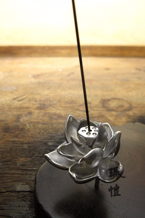 純銀 蓮花香插 Lotus-shaped silver incense plug 第2張的照片