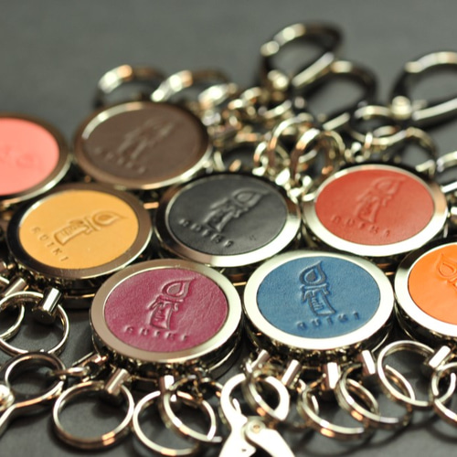 RUIKI メタルロータリーキーホルダー 【ヌメ革 ユニセックス カラバリ