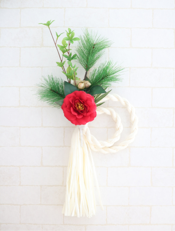 新年を清らかに迎えるお正月しめ飾り　しめ縄飾り　紅白松 1枚目の画像