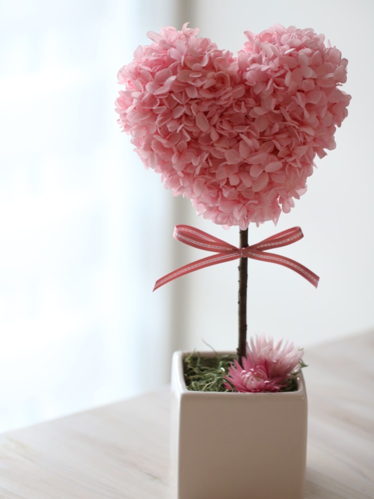 【新生活入学祝癒しインテリア】シンプルナチュラルなピンク紫陽花のハート型トピアリー　桜色