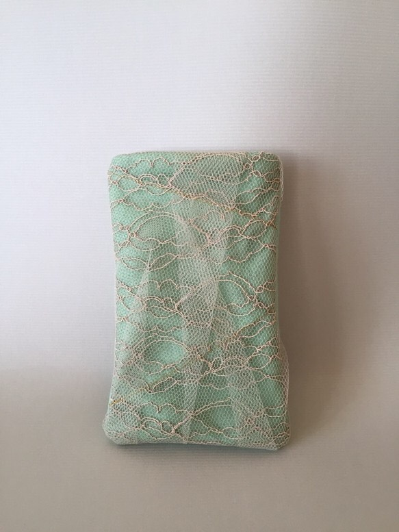 iPhone6 case.  beige-lace+tulle fabric 1枚目の画像
