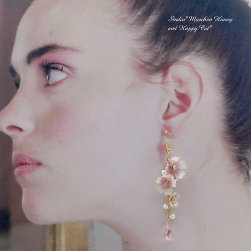 桜ピアス・イヤリング】*桜の耳飾り ディップアート* ピアス（フック