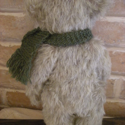 ガーター編みマフラーのクマさん 6枚目の画像
