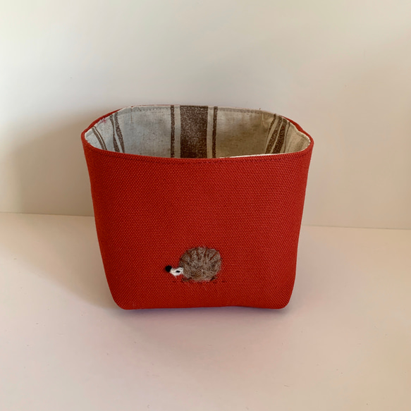 帆布籃（CD尺寸）-8帆布深紅色和刺猬貼花 第1張的照片