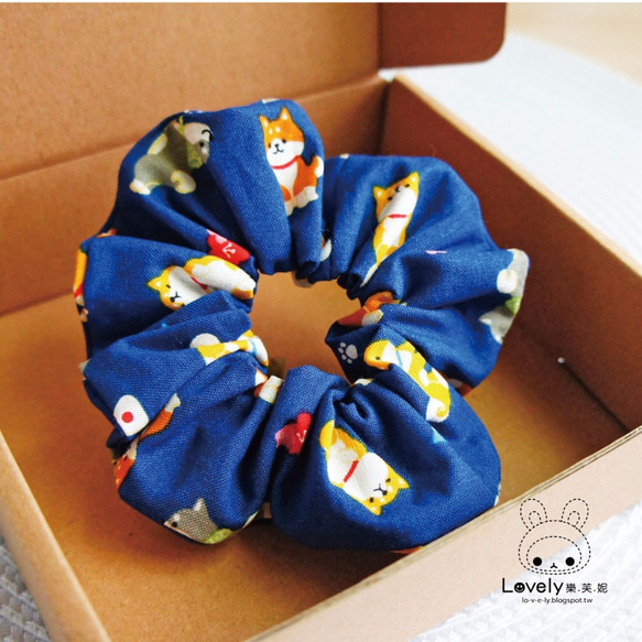 Lovely日本布訂製、柴犬大腸圈髮束、甜甜圈髮束【藍莓糖】 第1張的照片