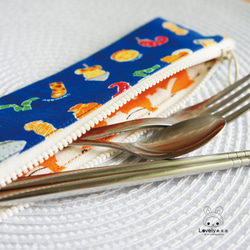 Lovely樂芙妮【日本布訂製】黑輪串燒餐具袋、筆袋、藍底、23-24公分筷子可用 第2張的照片