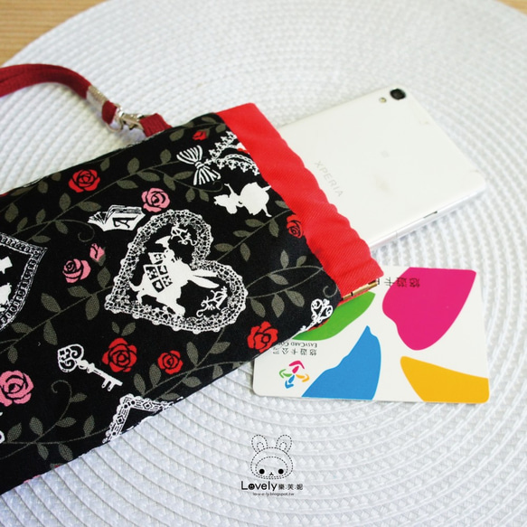 Lovely【日本布】玫瑰艾麗絲手機袋、筆袋、眼鏡袋、手機包、行動電源、5.5吋手機可用 第4張的照片