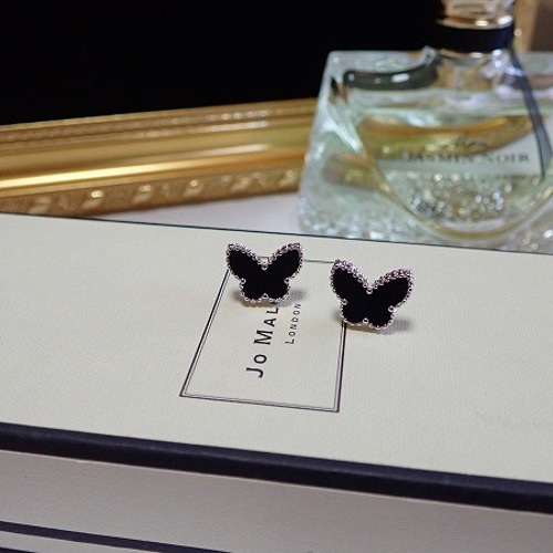 【エレガントな蝶★】DIOR パピヨン ピアス プレゼントにも 華やかな蝶☆【Dior】トワル ドゥ ジュイ パピヨン ピアス