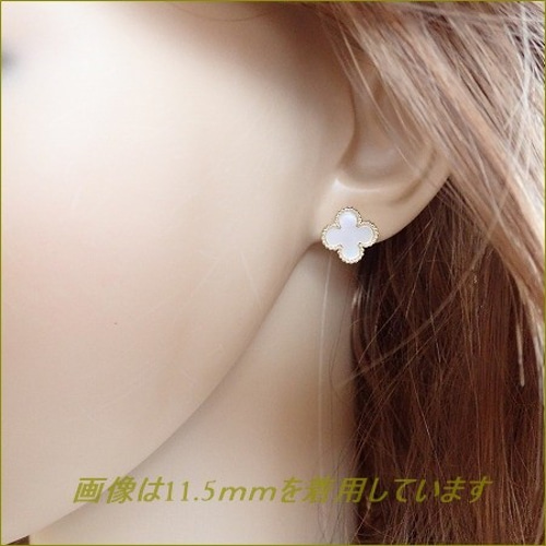 白蝶貝（マザーオブパール）のクローバーピアス（ゴールド）（11
