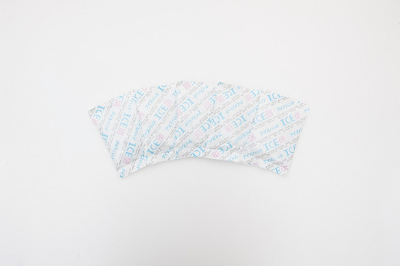時髦三角形印花 主寵外出配件組 - 保冷保溫袋 沁涼巾 - 芥末黃 第9張的照片