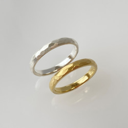 PT900　甲丸荒らし鎚目の結婚指輪　[マリッジリング][ペアリング] 4枚目の画像