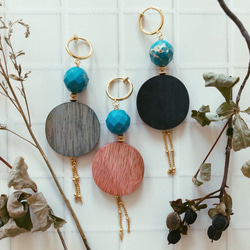 ❂ wood & turquoise earring ❉ 1枚目の画像