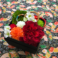 定番色+小花  飾れるフラワーBOX髪飾り 2枚目の画像