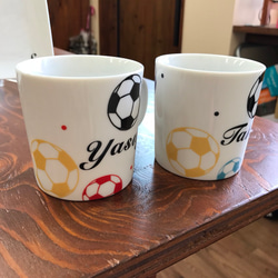 サッカーボール名前入マグカップ2コセット 3枚目の画像