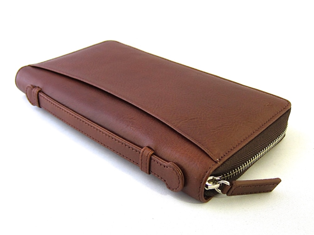 オールインワンに整理収納できるトラベルオーガナイザー　イタリアンシュリンクレザー  　ブラウン