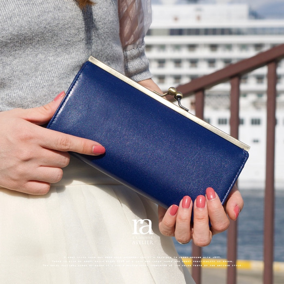 ✨️未使用級✨　ADMJ 長財布 ポーチ　がま口 型押し ブルー 青色 レザー ✨️未使用級✨ ADMJ 長財布 ポーチ がま口 型押し ブルー 青色