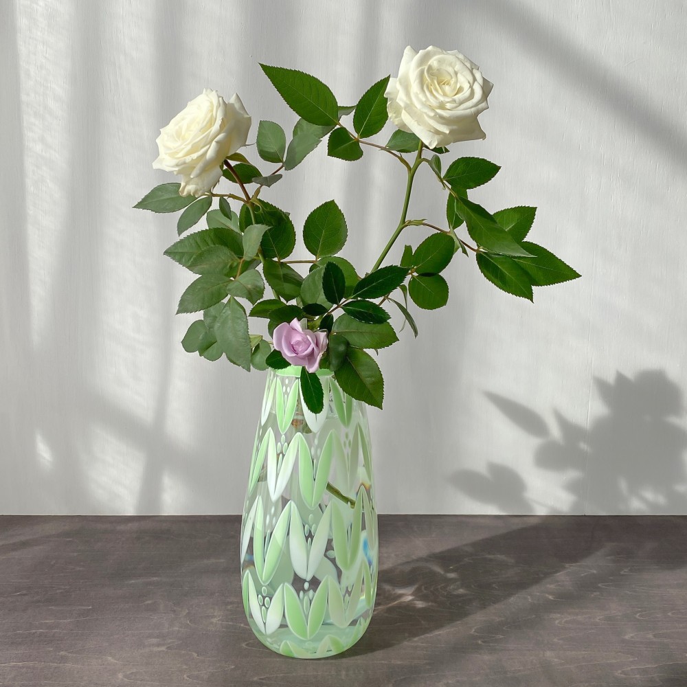 pattern vase  葉と蕾