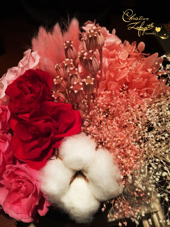【CLF花藝】紅毯戀人 紅色系手做不凋花與乾燥花盒花設計 第6張的照片