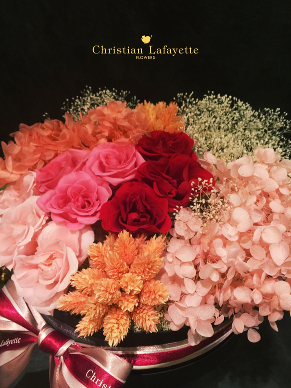 【CLF花藝】紅粉佳人 紅色系手做不凋花與乾燥花盒花設計 第7張的照片