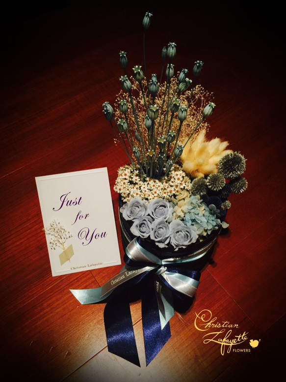 【CLF花藝】藍色小精靈 藍色系手做不凋花與乾燥花盒花設計 第2張的照片