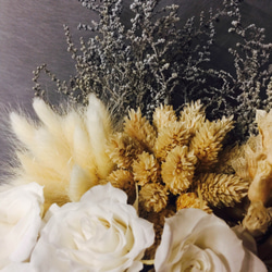 【CLF花藝】白色妃雪 白色系手做不凋花與乾燥花盒花設計 第3張的照片