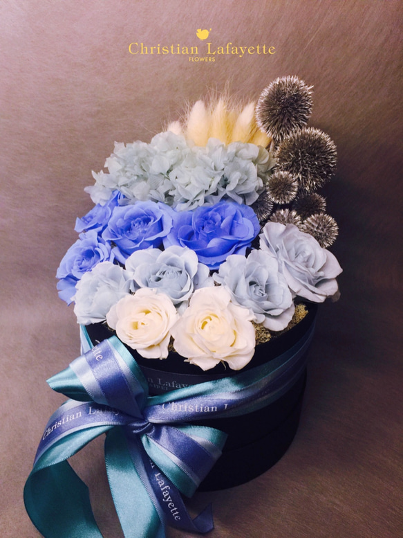 【CLF花藝】藍色系手做不凋花與乾燥花盒花設計 第1張的照片