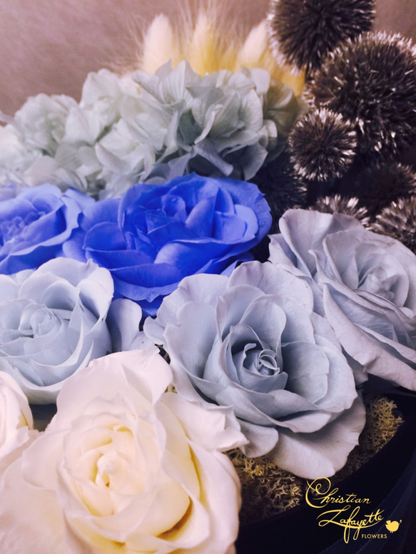 【CLF花藝】藍色系手做不凋花與乾燥花盒花設計 第2張的照片