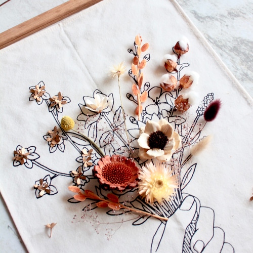 ドライフラワータペストリー ♫送料込み♬ドライフラワータペストリー ドライフラワー