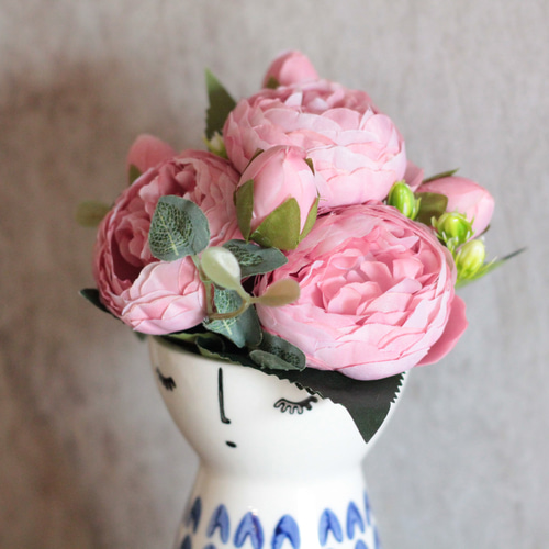 大輪の牡丹♦️華やかでモダンな花器♦️インテリアとしても♦️補償付