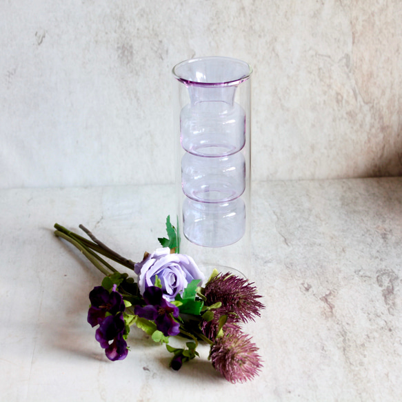 【造花付き】パープルクリアガラス花瓶の投げ入れ 8枚目の画像
