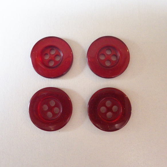 赤まる４穴15ｍｍ・ヴィンテージボタン・４個セット 2枚目の画像