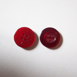赤まる４穴15ｍｍ・ヴィンテージボタン・４個セット 3枚目の画像