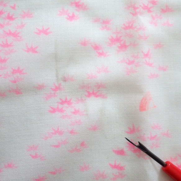 ネオンピンクの紅葉に扇・長襦袢・リメイク素材 9枚目の画像