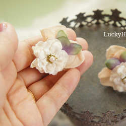 紫陽花とローズのロマンティックイヤリング 3枚目の画像