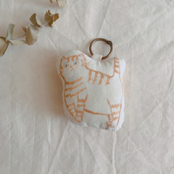wootopia 橘貓胖胖手繪吊飾（可客製） 第1張的照片