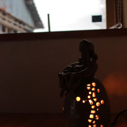 ランプ・照明　明かり灯る人形　　『純喫茶くりいま』 9枚目の画像