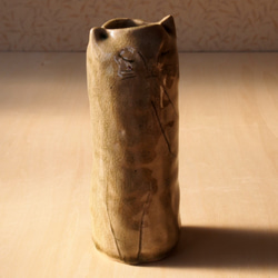 猫の花瓶（灰釉） 4枚目の画像
