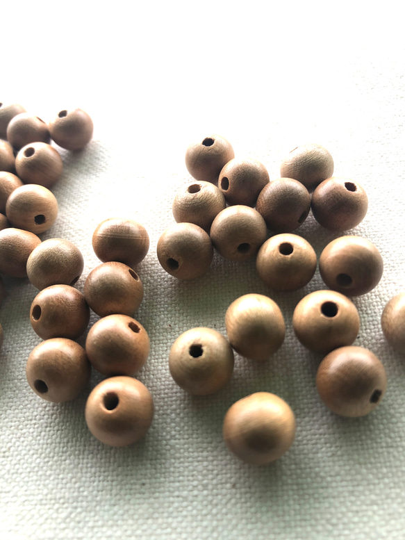 ウッドビーズ（wooden beads）　桜の木　8mm　20pcs 2枚目の画像
