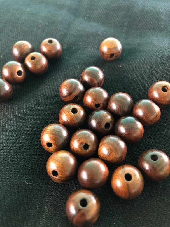 10mmウッドビーズ 栴檀（センダン）5pcs ビーズ wood beads 通販