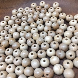 ウッドビーズ（wooden beads）　桜（サクラ）7mm　　10pcs 1枚目の画像