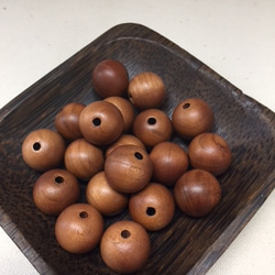 ウッドビーズ（wooden beads）　梅（うめ）　12mm　5pcs 1枚目の画像