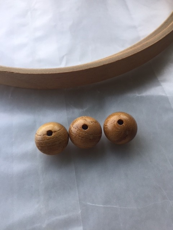 ＊ウッドビーズ（wooden beads）欅（ケヤキ）12*15mm　5pcs 3枚目の画像