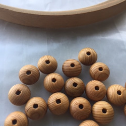 ＊ウッドビーズ（wooden beads）屋久杉（ヤクスギ）7.3*10mm　3pcs 1枚目の画像